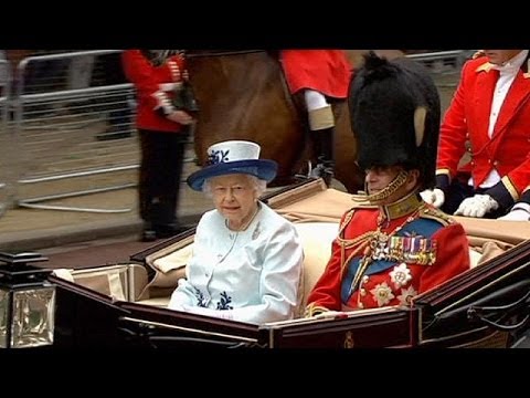 Βίντεο: Πώς η Αγγλία γιόρτασε την 60η επέτειο της βασιλείας της Βασίλισσας της Βρετανίας