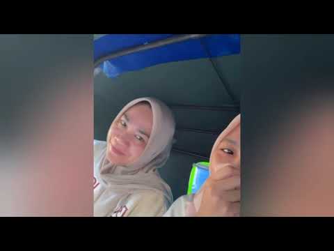 'TIBA DI JAKARTA SELFI YAMMA DAN BUNDA ASTI JALAN-JALAN KE PASAR BERSAMA !!