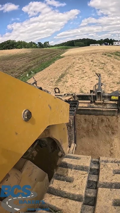 how-many-attachments-can-a-skid-steer-have-construction-tractor