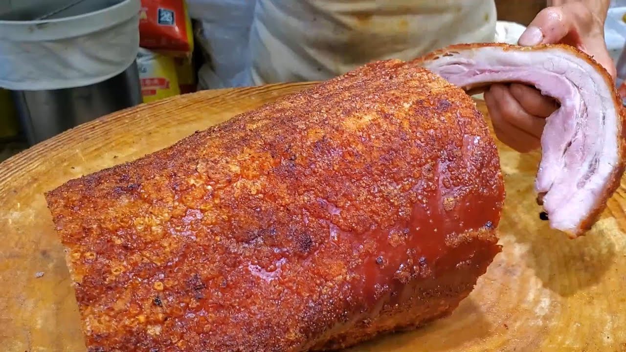 熱騰騰 脆皮#燒豬,無得頂,新鮮出爐脆皮#燒豬,肥美#叉燒,熱辣辣#燒鵝,肥美#油鷄,新鮮出爐脆皮#燒豬 #香港美食#旅游 - YouTube