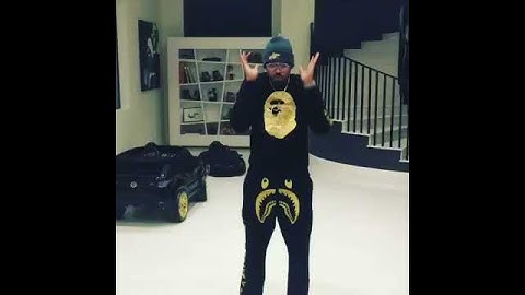 Chris Brown dancing to "Picture Me Rollin"