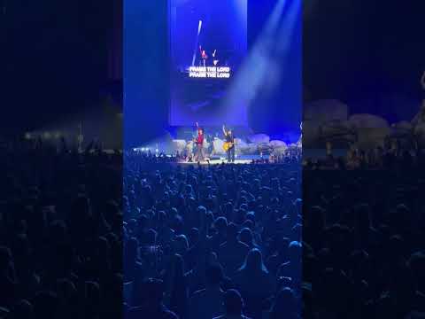Pat Barrett Phil Wickham “Praise The Lord Forever” Minneapolis—Song of the Saints Tour 