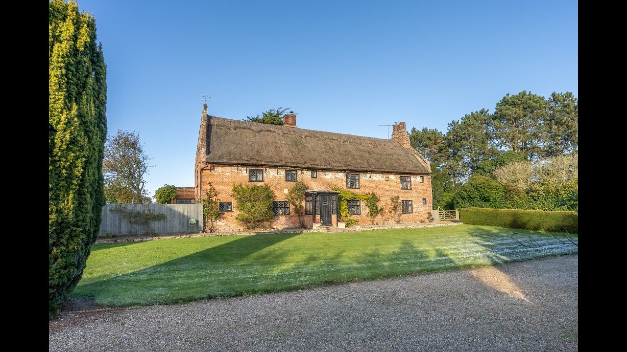 The Manor House, Browston - YouTube