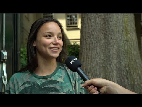 Video: [STEM]: Wat Zou Je Kiezen, Een Drankje In De Overgang Of Een Maand Lang Geen Seks Meer? Matador-netwerk