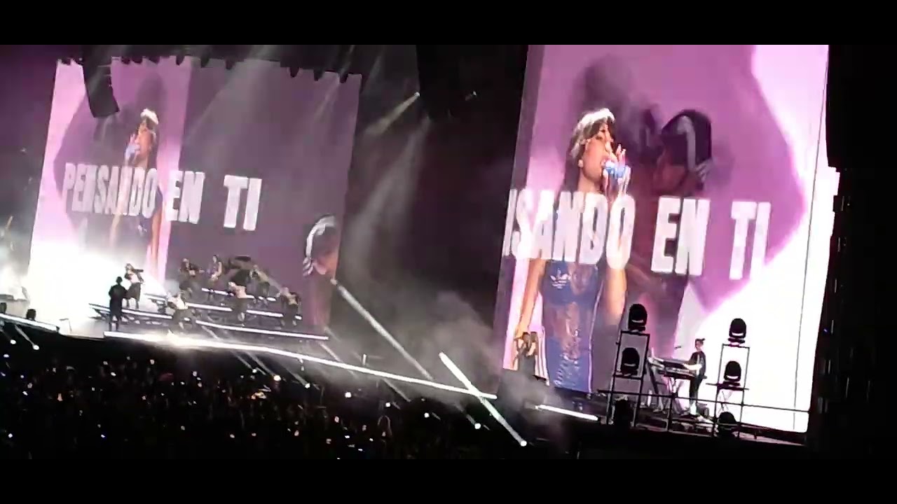 Aitana - Pensando en tí #metamorfosisseasonbcn #aitana