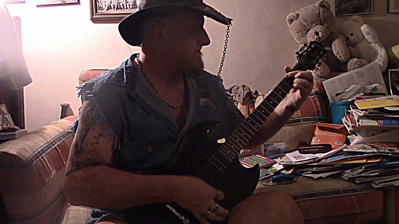 在 YouTube 上观看 Gibson SG Special and me shredding on it after a year ,and..../pt.1 在 YouTube 上观看 Gibson SG Special and me shredding on it after a year ,and..../pt.1