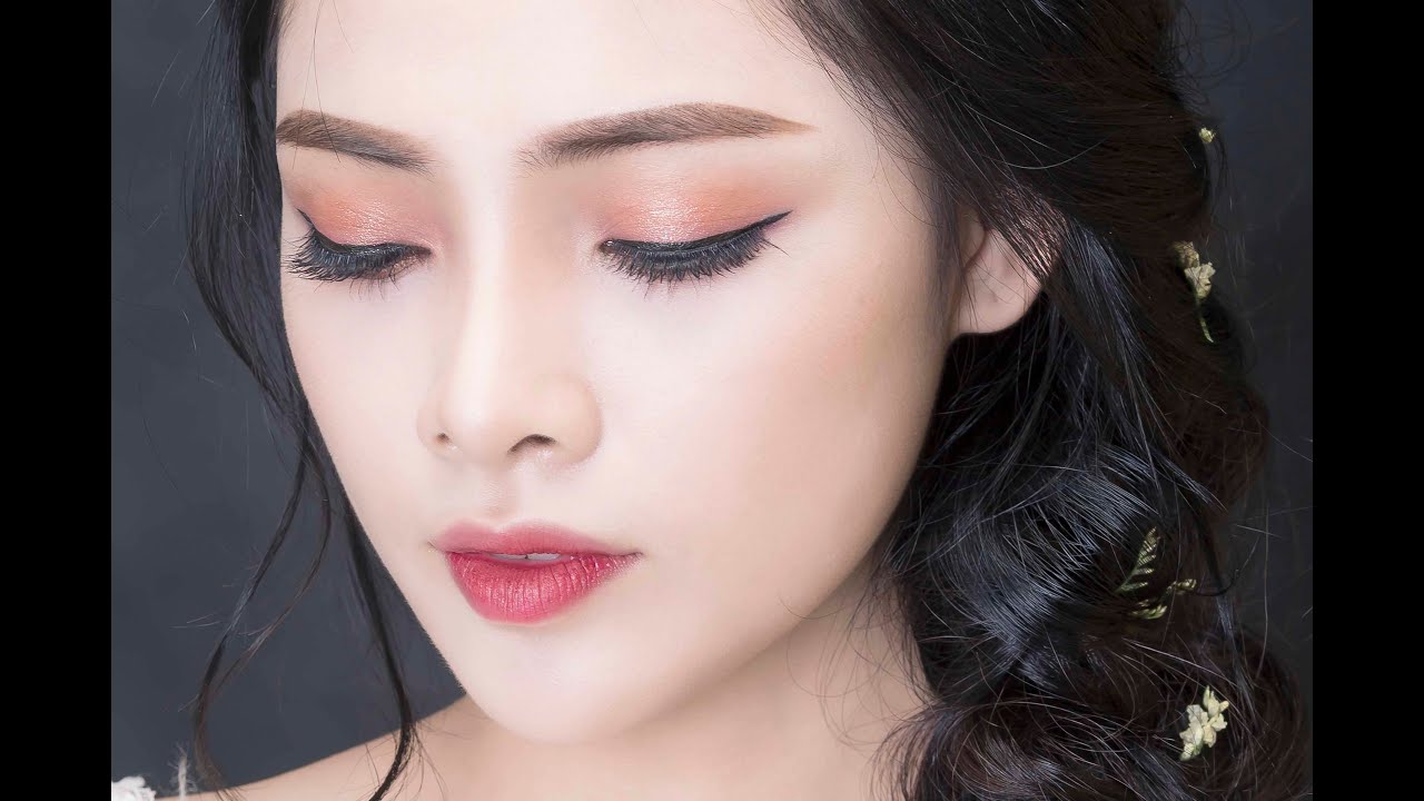Trang Điểm Cô Dâu Lãng Mạn Cho Mùa Thu Đông 2017 [ Trang Sun Makeup  Academy] - Youtube