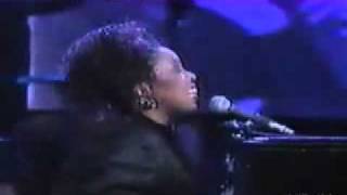 Roberta Flack and Peabo Bryson - The Closer I Get To You.flv chords