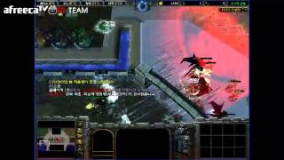 Fight of characters Gilgamesh vs Rengi