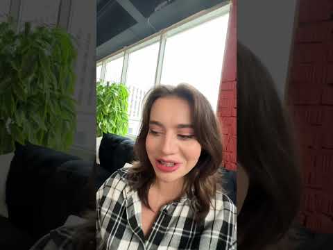 Как едят девушки