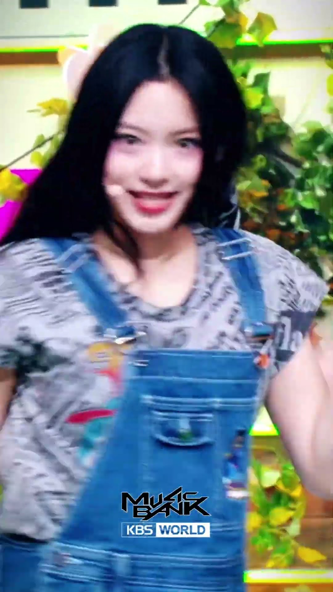 [HOT DEBUT] I DO ME - KiiiKiii #I_DO_ME #KiiiKiii #キキ #키키 #Shorts #MusicBank | KBS WORLD TV