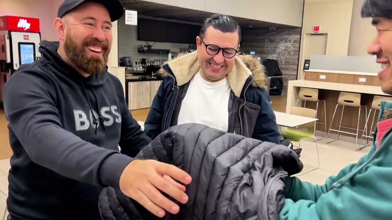 Miracle Nylon in CMH airport