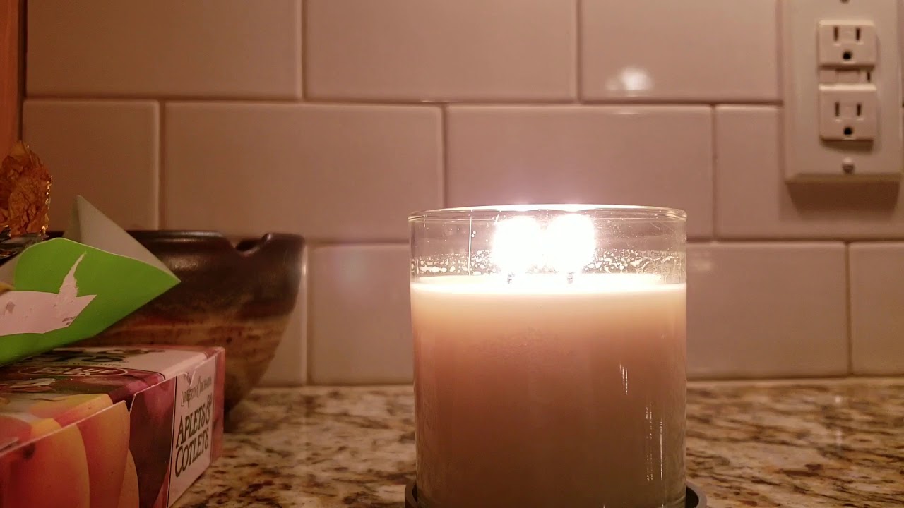 Why Does My Candle Wax Bubble