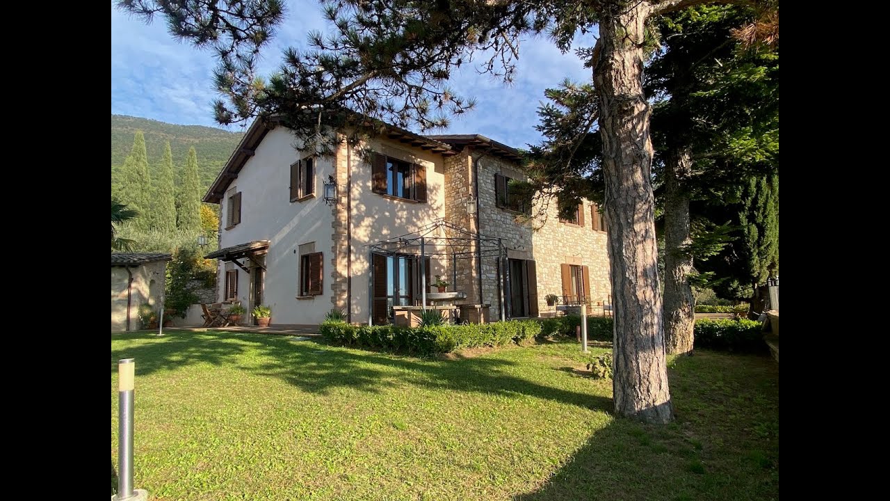 CD1024 - Ассизи, эксклюзивная вилла на продажу с захватывающими видами.