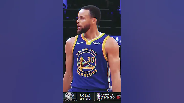 Stephen Curry points to his ring finger, after hitting the pull up 3! 😤 #shorts #warriors