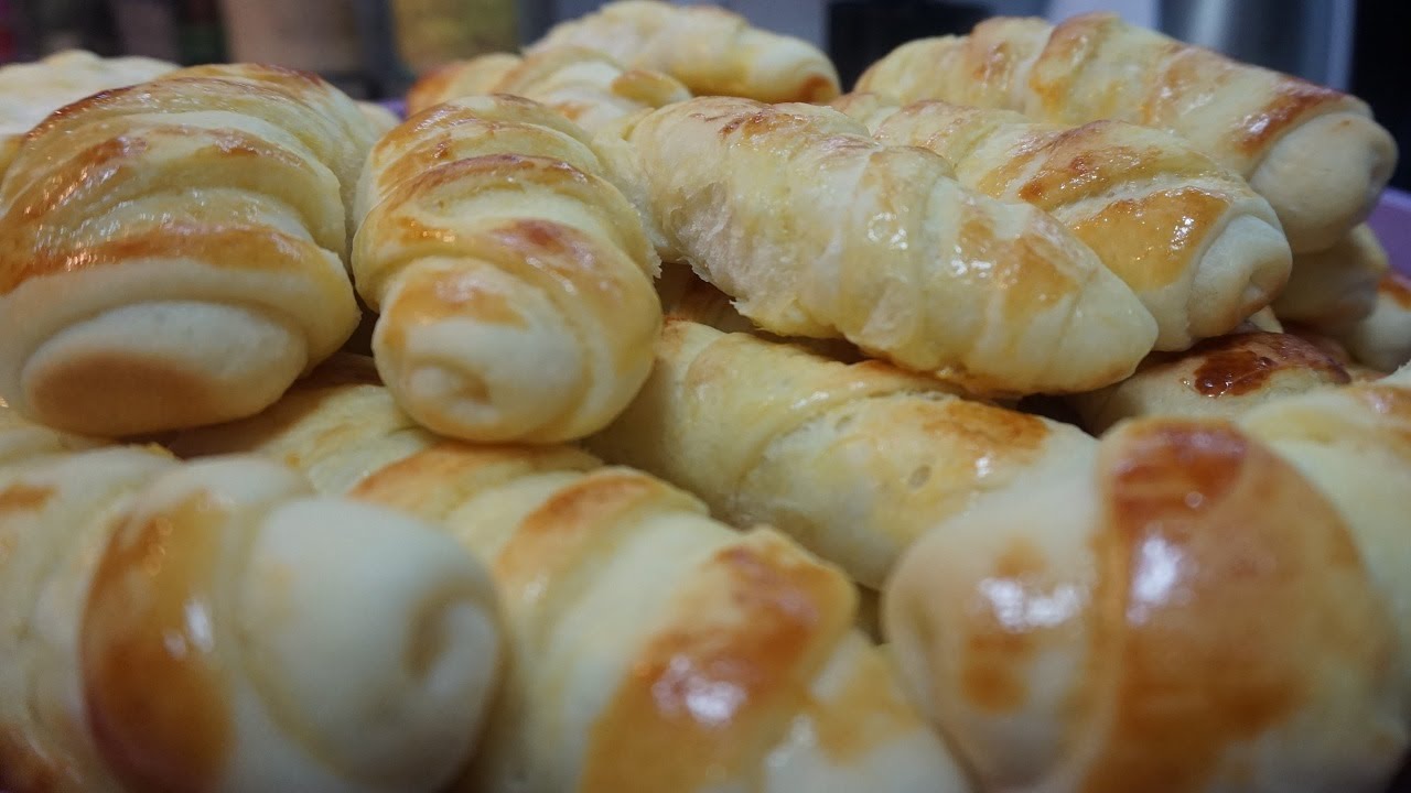 Neri's Recipes Kiflicki Macedonian Bread Rolls YouTube