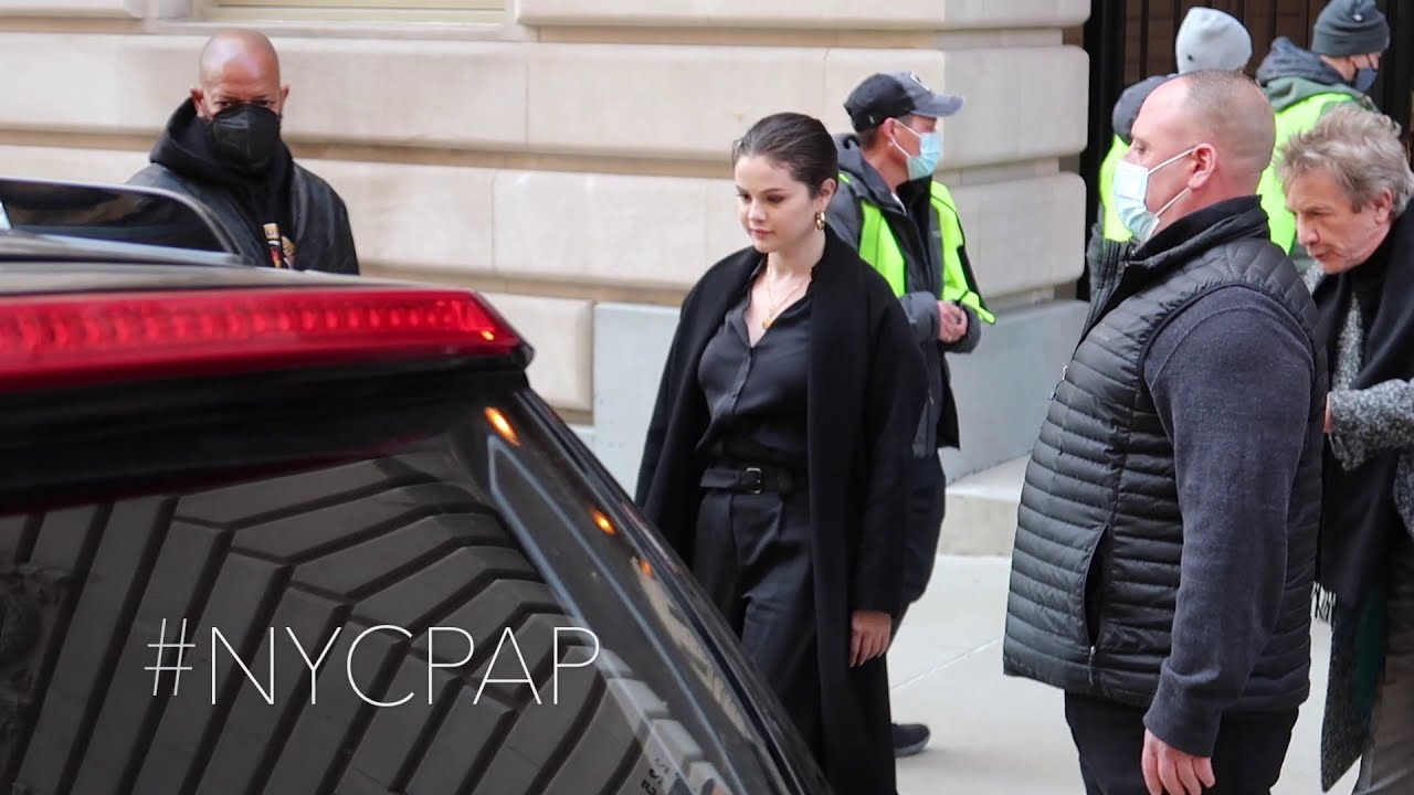 Selena Gomez and Martin short  filming  Only murders in the building in upper Manhattan