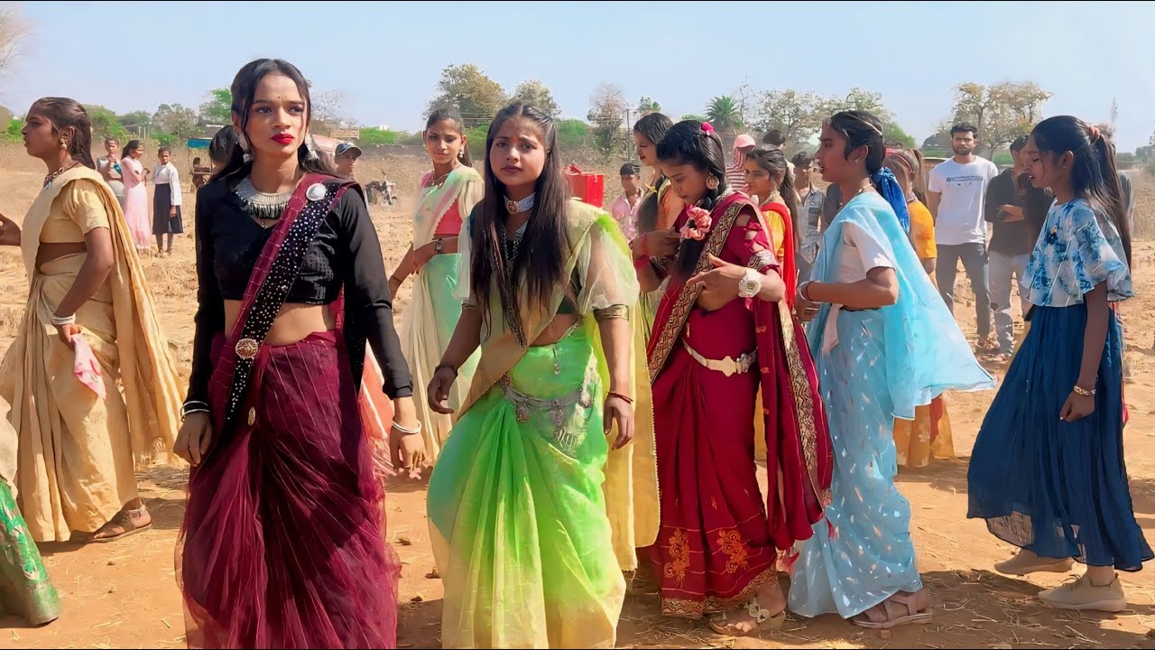 સોરી_તારો_લવર_કાલિયો_તન_ફેરવે_બોલરો_ગાડી_મા Adivasi Timli Dance Vk Bhuriya Rahul Bhuriya Vairl