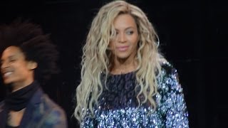 Beyonce - Why Don't You Love Me (Manchester 26.02 , Mrs. Carter Show World Tour 2014 - FRONT ROW) HD