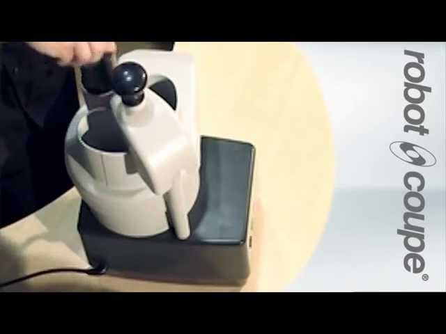 Robot Coupe R301 Ultra Food Processor Demonstration. 