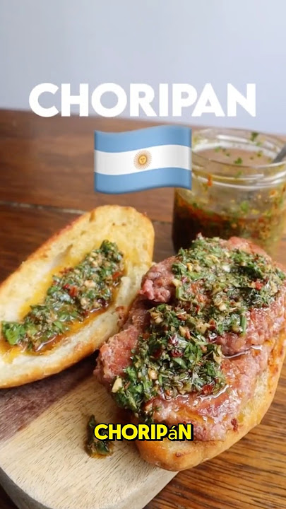 🌭🇦🇷 This Isn't a Hot Dog, It's an Argentinian Legend!