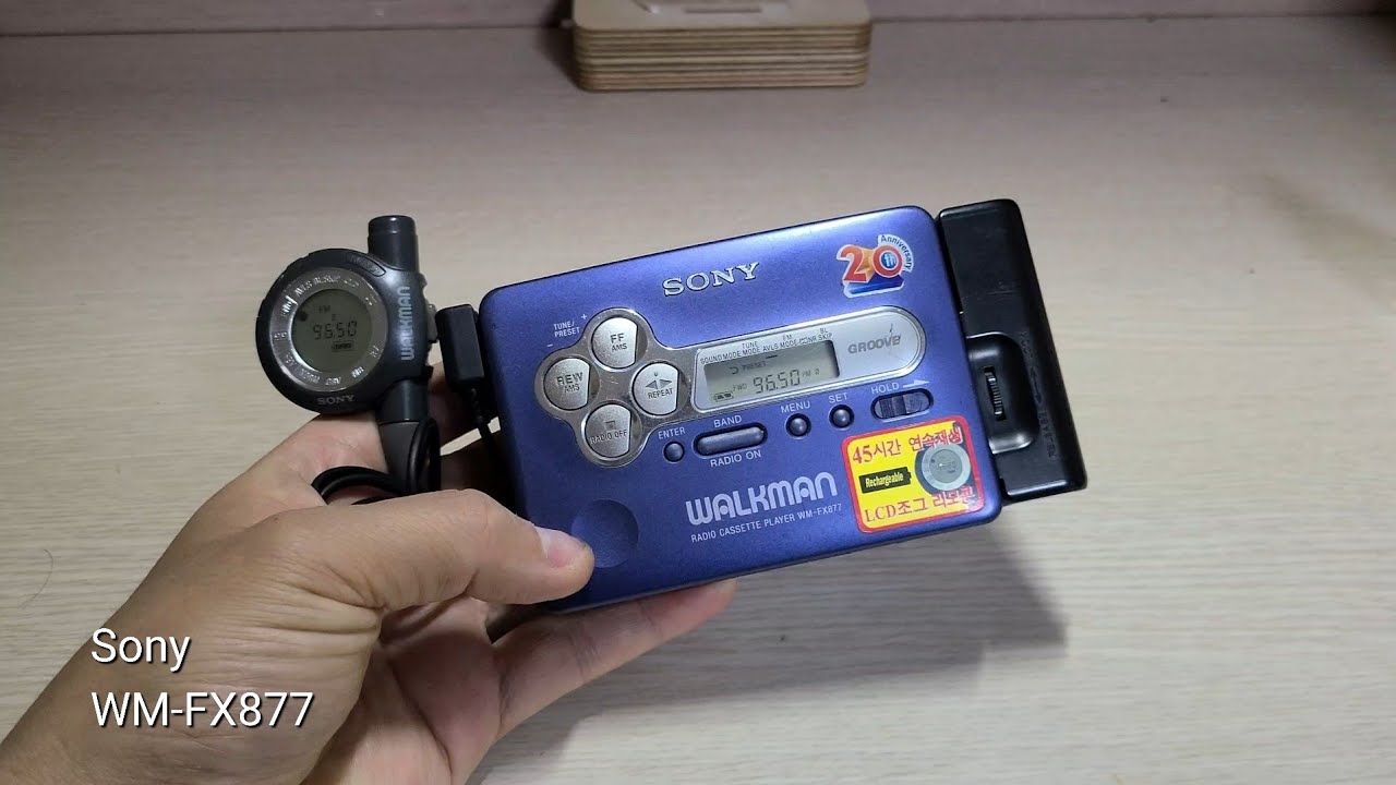 SONY WALKMAN ポータブルカセップレーヤー　WM-FX877 SONY WALKMAN FM/AM カセットウォークマン WM-FX877 ポータブル