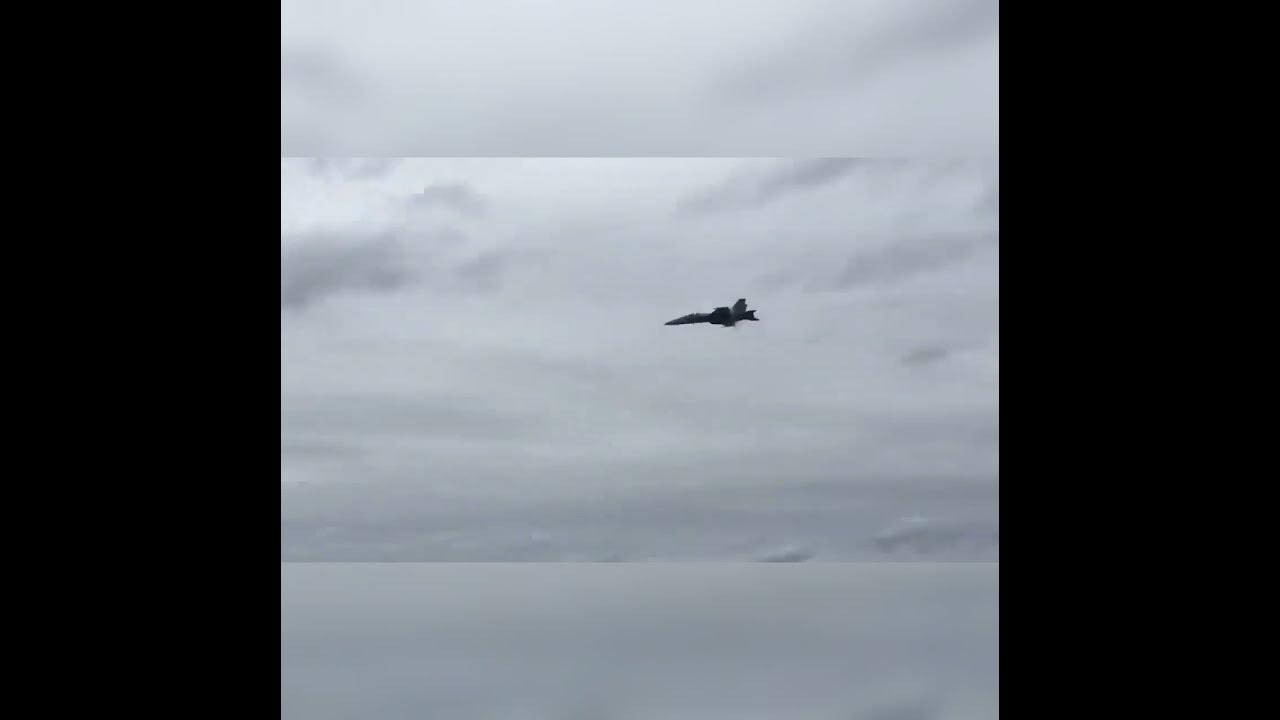 Sonic Boom Inside Fighter Jet Breaking The Sound Barrier / The Super Sonic Speed Fighter jet