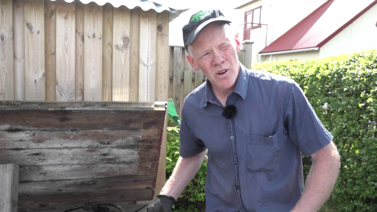 Moltugerð í garðinum heima - YouTube