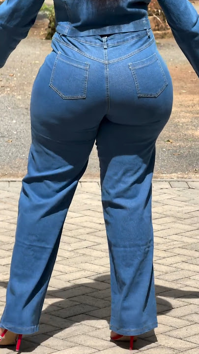 Gorgeous Irresistible Denim Set | Latest Trendy Fashion Styles for Ladies #fashion #model #beauty