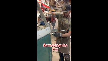 VW bus hinge removal #buswerx #vwbusrestoration #vwbus  #vintagevw