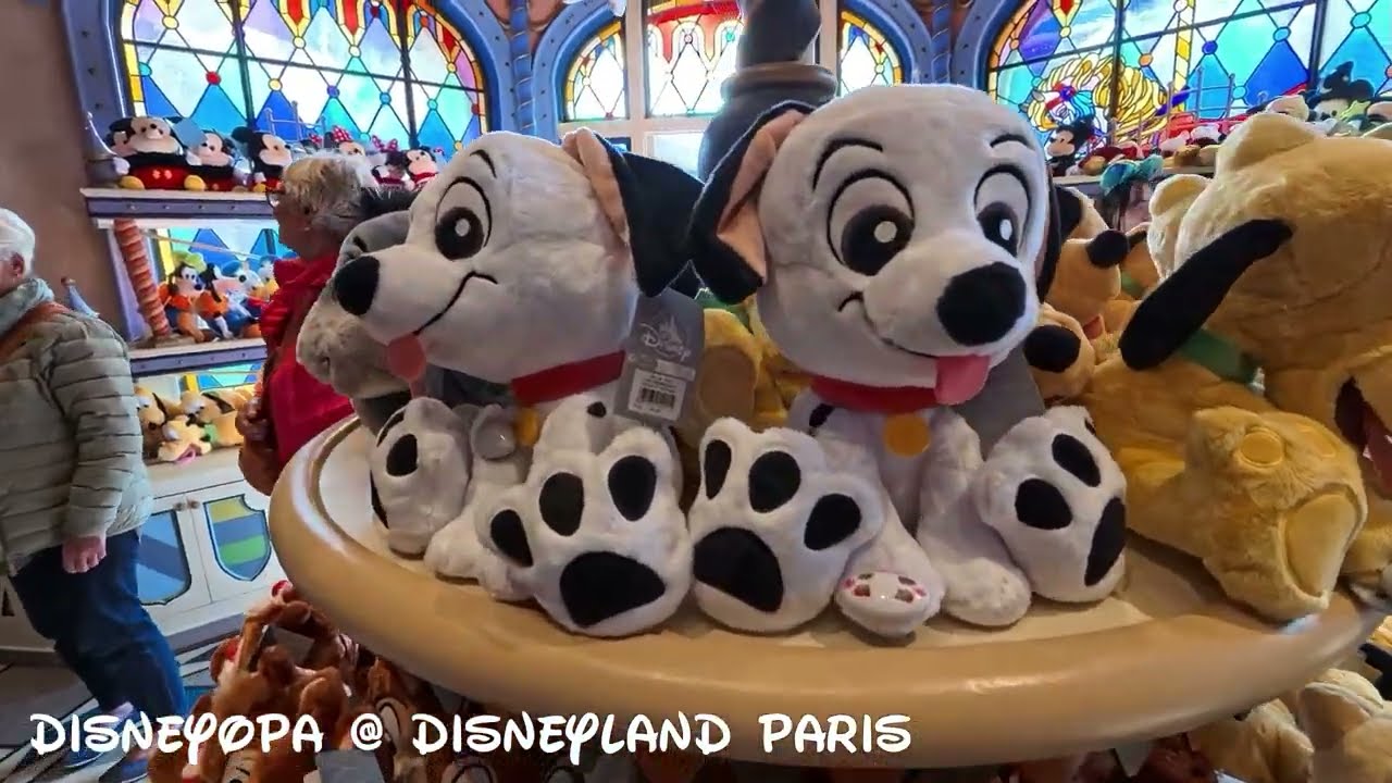 SIR MICKEYS BOUTIQUE - SHOP WALK THROUGH - Disneyland Paris - DisneyOpa