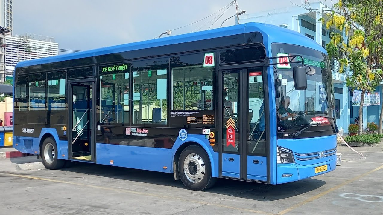 Xe mới - Review lộ trình lượt đi xe buýt tuyến 08 TP.HCM : Bến xe buýt Quận 8 - Đại học Quốc Gia 