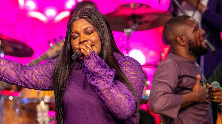 TURN YOUR ROOM INTO AN ALTAR WTH SUNMISOLA AGBEBI AND YINKA OKELEYE WORSHIP THAT DRAW DOWN THE GLORY