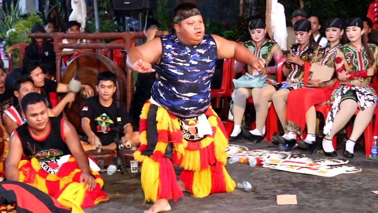 KEREN LURR.!! SOLAH TRENGGINAS MAS FERI PEMBARONG REOG PONOROGO DARI GOLAN BIKIN PENONTON TERPESONA