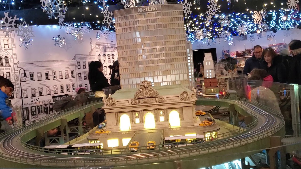 R16 Subway Model train at the Grand Central Transit Museum