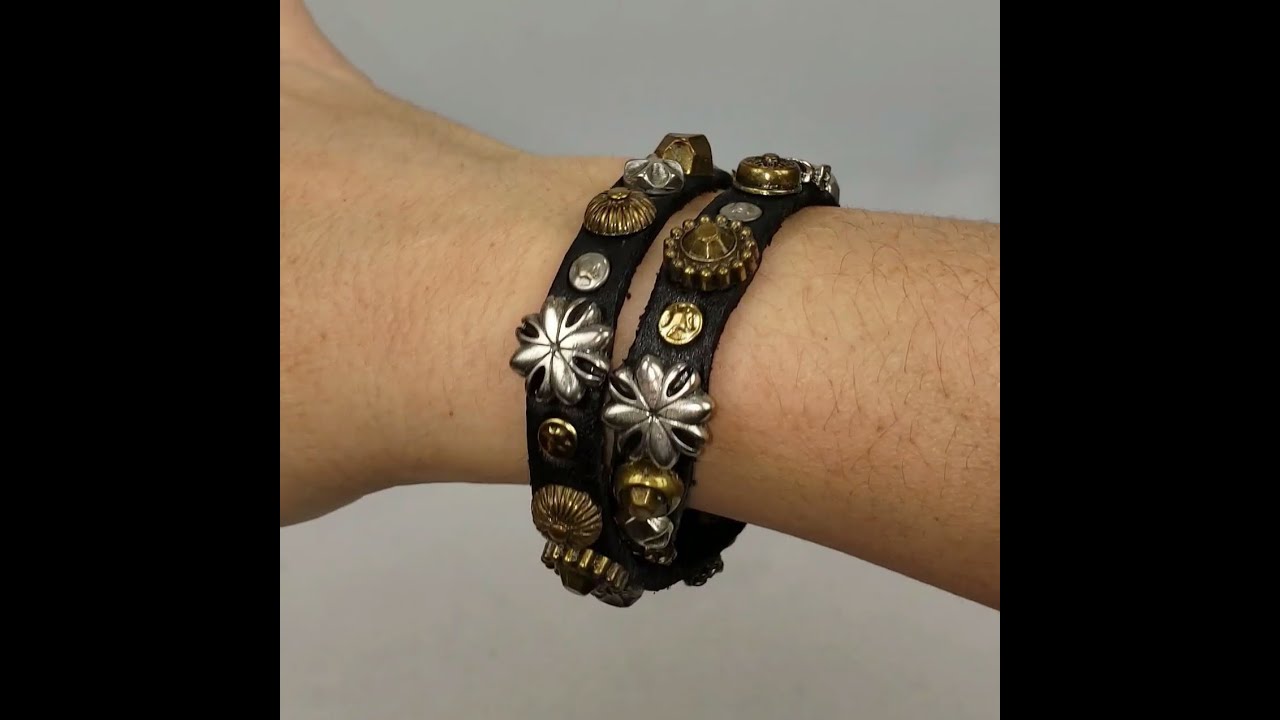 indsigelse medarbejder mærke LILLA - Double-Wrap Leather Bracelet with Floral Studs by Campomaggi -  YouTube