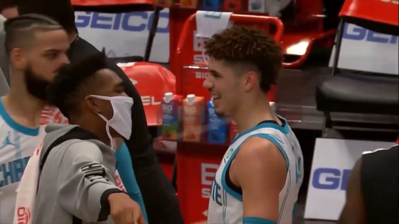 Hornets' LaMelo Ball immediately records outrageous full court ...