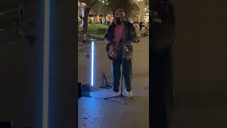 видео: Уличные музыканты песня Тропикана женщина и певица Жасмин. Центр Москвы. Полная версия  картинка: Уличные музыканты песня Тропикана женщина и певица Жасмин. Центр Москвы. Полная версия