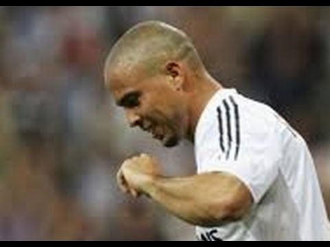 Ronaldo vs Mallorca La Liga 04/05 Away