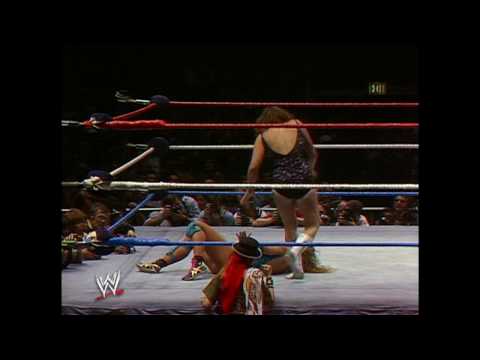 WWE Hall of Fame: Wendi Richter defeats Leilani Kai to win