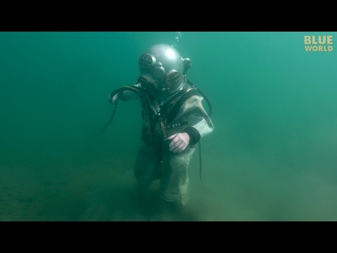 Helmet Diving | JONATHAN BIRD'S BLUE WORLD