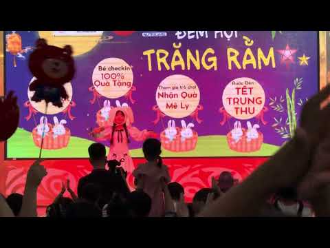 Rock Vầng trăng, Minh Vy hât trung thu tại Bến Tre