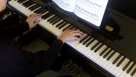 Bastien Intermediate Multi-Key Solos 3 No.8a Theme and Variations 1 (P.18)