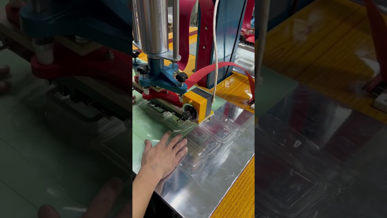 Foot Pedal Operation Radio Frequency Clear Plastic PVC Welding Machine