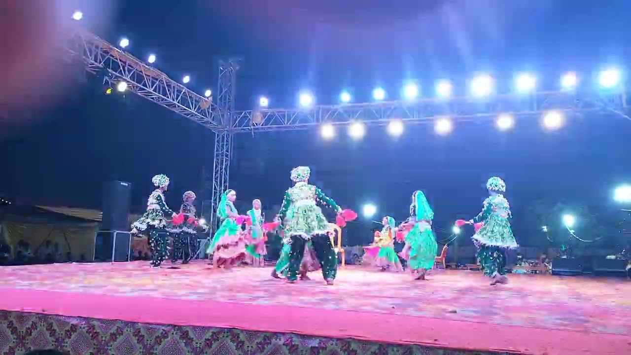 श्री सरकार धाम आभापुरी मे शानदार प्रस्तुति श्री राधे कृष्णा गरबा मण्डल सायमलखेड़ा द्वारा दी गए 