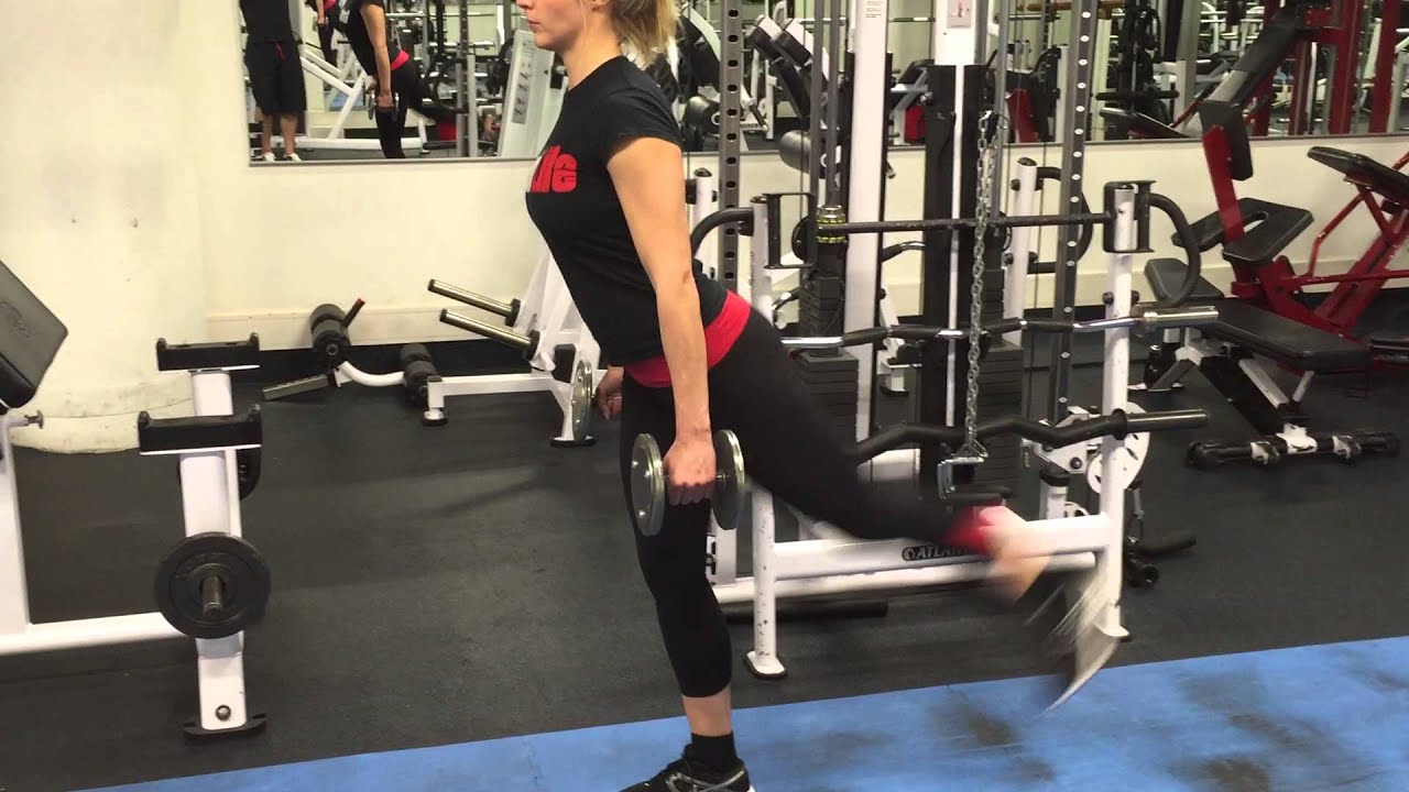 How to do Walking Lunges Long Strides With Kickback Olly Foster