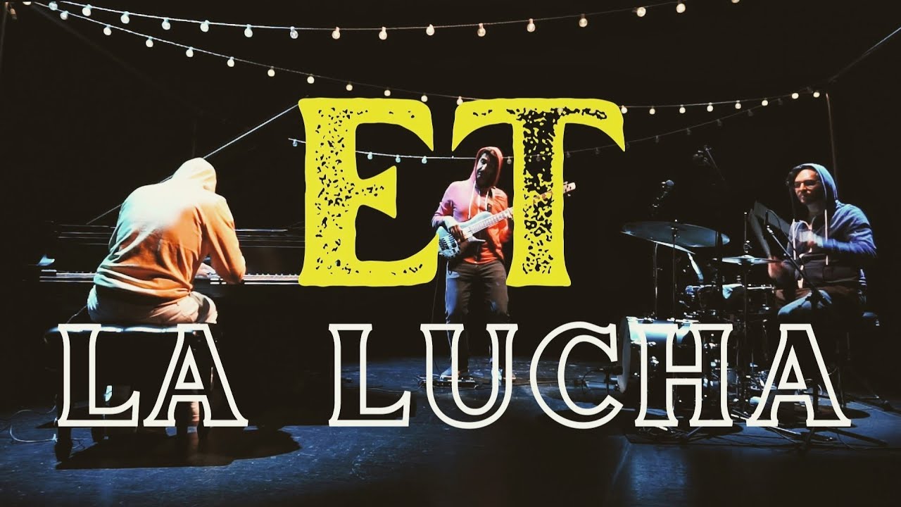 Guarda La Lucha // E.T. su YouTube Guarda La Lucha // E.T. su YouTube