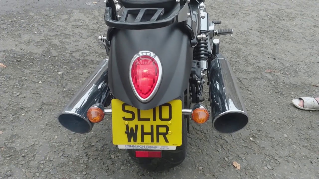 Triumph Rocket III roadster 2300cc