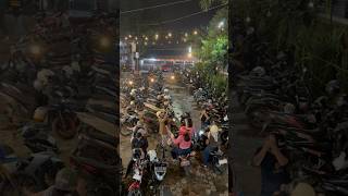 Selalu seru kalo bajidoran di Angkringan Teh Ita #shortvideo #youtubeshorts #beranda #bajidor #viral