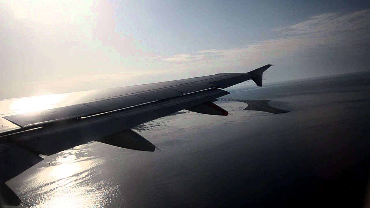 Take off from Copenhagen Airport (EKCH) TAP Airbus 319
